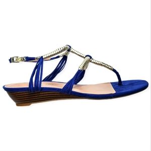 Enzo Angiolini Thong Style Sandals in Sapphire Size 8.5M NEW 1098